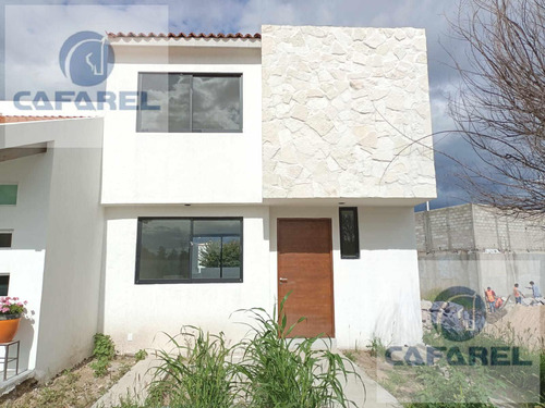 Hermosa Casa En Ciudad Maderas En Venta  (vm)