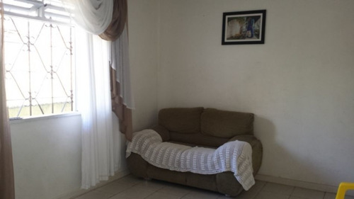 Imagem 6 de 10 de Casa No Bairro Fortaleza, Com 03 Dormitórios, 02 Vagas E Demais Dependências. - 3573643