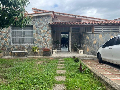 Eg Casa En Venta - La Trinidad / 23-14504