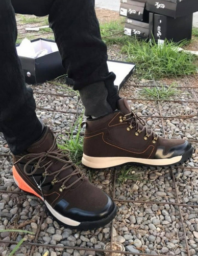Zapatillas Outdoor Trekking Hombre Impermeable Caña Alta 91 Zapatillas Outdoor Trekking Hombre Impermeable Caña Alta 91