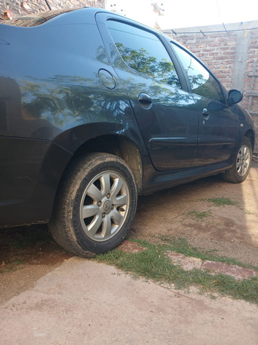 Peugeot 207 1.4 Sedan Xs