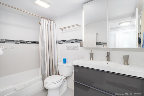 Imagen 4 de 13 de Departamento En Venta Ubicado En Miami Beach, Miami, Florida