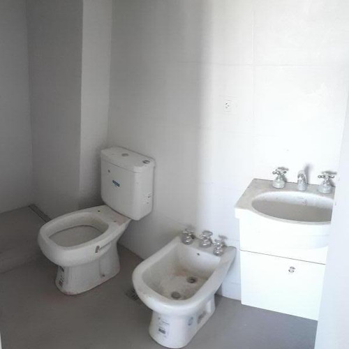 Imagen 4 de 7 de Departamento A Estrenar.venta, Apto Turístico. Vista Al Lago