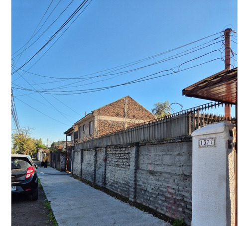 En Una Excelente Ubicación, Además De Contar Con Una Previli