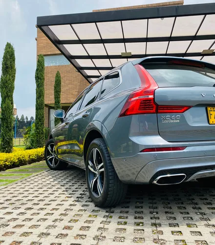 Volvo XC60 2.0 T5 Awd R-design