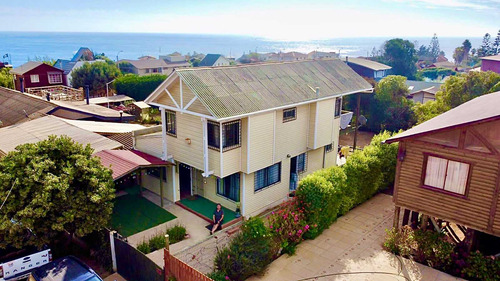 Se Arrienda Hermosa Casa (68309)