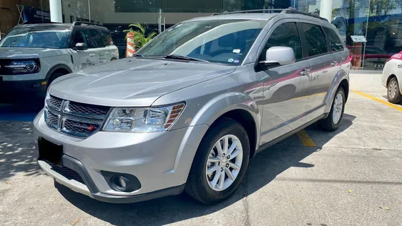 dodge journey 7 plazas Dodge Journey 2.4 Sxt 7 Pasajeros Lujo At