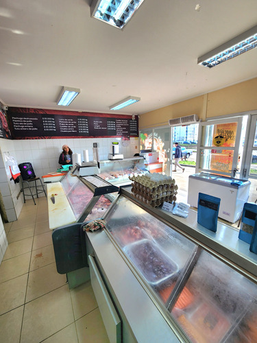 Arriendo Gran Local Comercial En Fundo Del Carmen