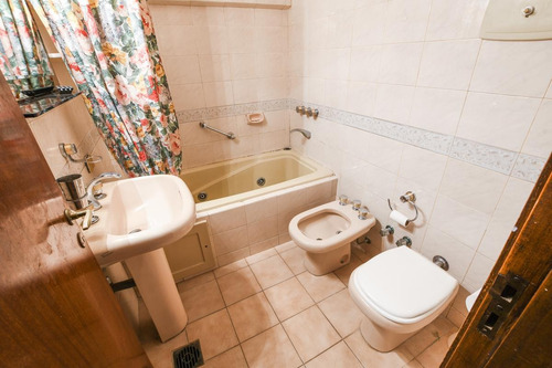 Imagen 14 de 15 de Departamento De 3 Dormitorios En Venta Con Cochera Centro Rosario