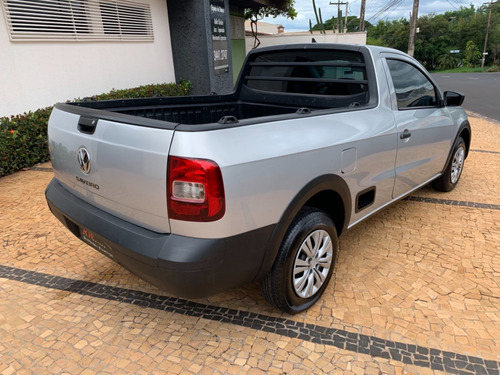Imagem 7 de 9 de Volkswagen Saveiro 1.6 Prata 2015