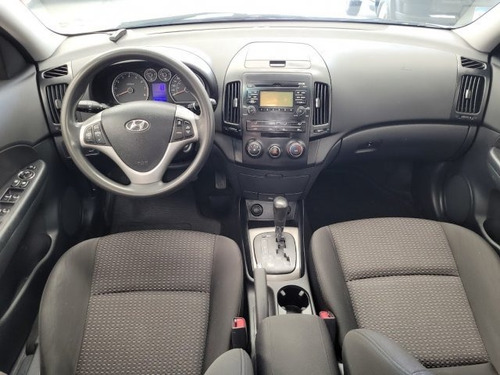 Imagem 5 de 8 de I30 2.0 Mpfi Gls 16v Gasolina 4p Automático