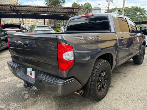 Toyota Tundra 2016