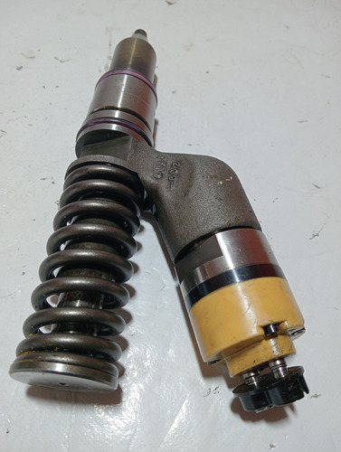 Inyectores Caterpillar C15 Biturbo Diesel #2490709 (Usado)