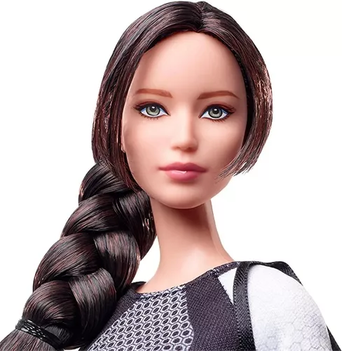 Boneca Katniss Everdeen Barbie - Edição Colecionador, Jogos Vorazes,  Detalhes Realistas - Boneca Barbie - Magazine Luiza