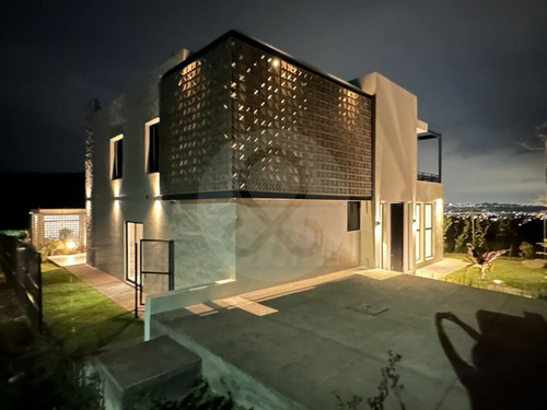Casa En Venta En Ciudad Zapotlanejo