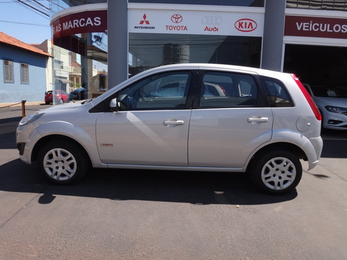 Imagem 8 de 9 de Ford Fiesta Rocam 1.6 Mecânico Flex