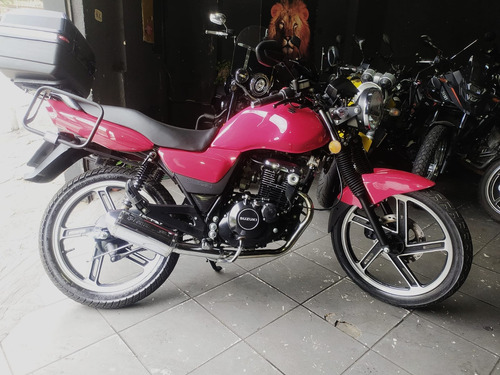 Suzuki Gsr 125c - 2013 Vermelha Com O Ipva 2025 Pago
