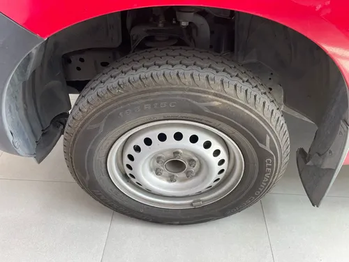 Nissan NP300 2.5 SE Paq Seguridad Mt