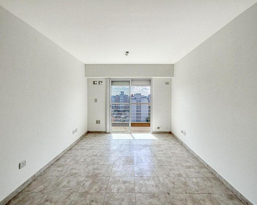 En Venta Monoambiente Con Balcón En Morón Clamaco Sa