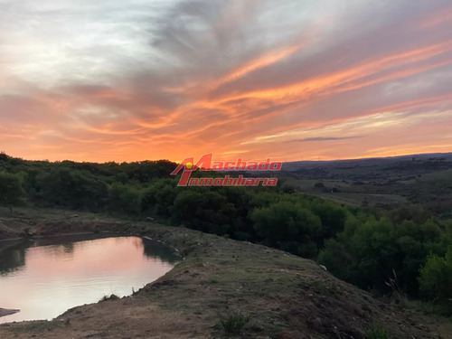 Vendo Hermosa Chacra En Las Cañas.