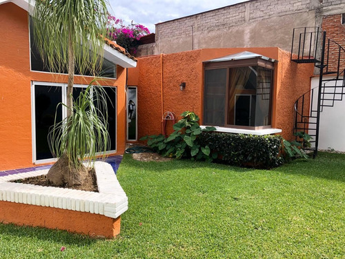 Imagen 1 de 17 de Se Vende Bonita Casa En Colonia Olimpica, Oaxaca