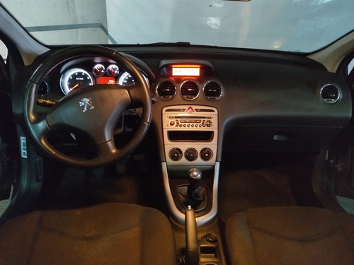 Peugeot 308 1.6 Active 2014