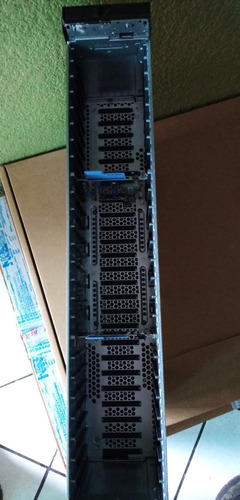 Chasis De Servidor Dell Emc Modelo Tae1