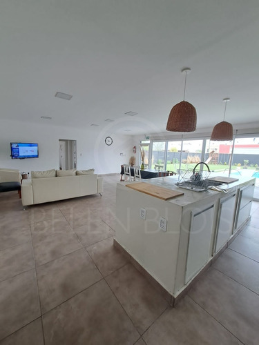 Imagen 14 de 21 de Casa Quinta En Venta - Tandil - Pio Xll