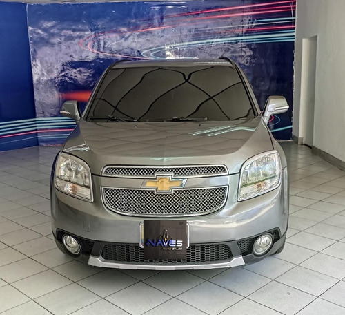 Imagen 3 de 8 de Chevrolet Orlando 2014