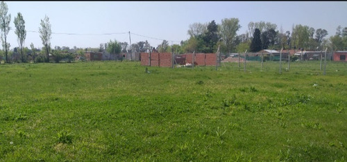 Imagen 3 de 6 de Lotes En Gral. Rodriguez. Con Escritura