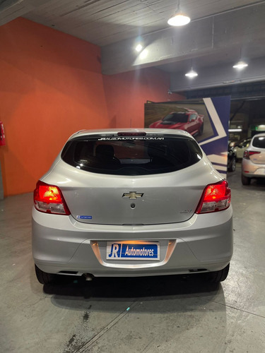 Chevrolet Onix 1.4 Joy Ls 98cv