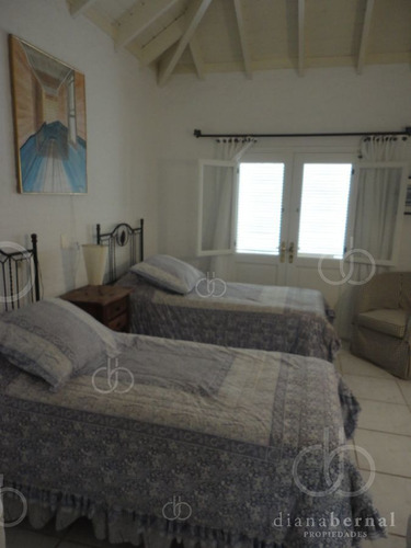 Imagen 14 de 30 de Punta Del Este, Rincon Del Indio, Brava, 3 Dormitorios Y Piscina.