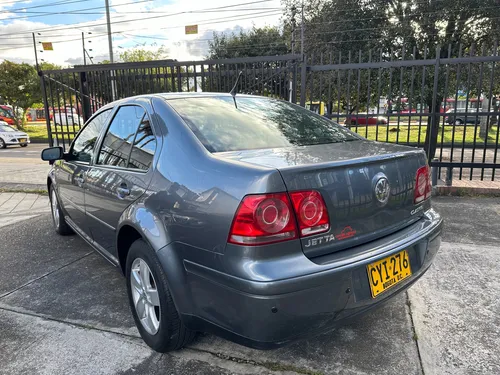 Volkswagen Jetta 2.0cc Aut / Techo
