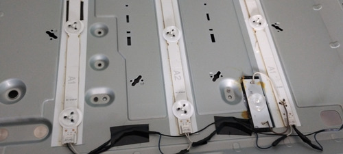 2 Tiras De 7 Led + 1 De 8 Led 32lb560b Leer Descripcion (Usado)