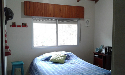 Chalet En Garin.muy Lindo.