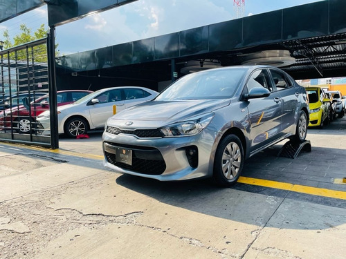 Imagen 1 de 8 de Kia Rio L 2019