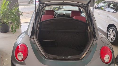 Volkswagen New Beetle 2.0 3p Automática