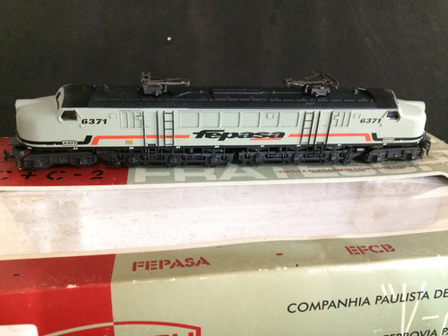 Locomotiva V8 Fepasa (fase Iii) Número 6371 Frateschi (Usado)