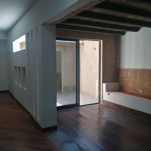 Imagen 10 de 14 de Townhouse En Venta Valles De Camoruco