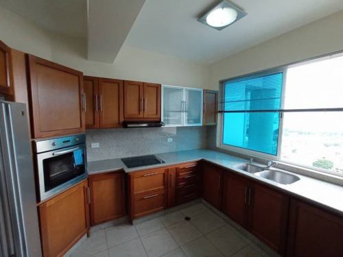 Imagen 2 de 21 de Apartamento En Alquiler Valencia