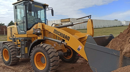 Imagen 10 de 17 de Nueva Michigan R45c-iii 1 Mt3 Capacidad 1500 Kg Dolar Ofici