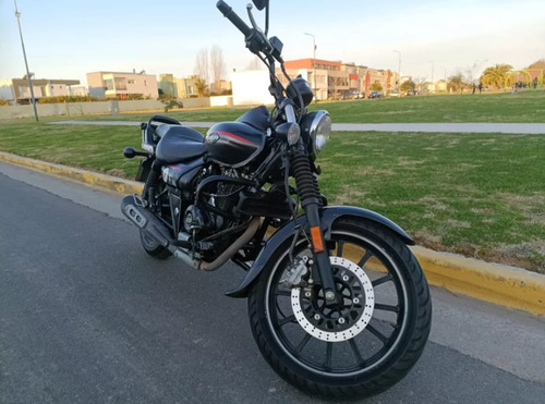 Bajaj Avenger 220 - Año 2017