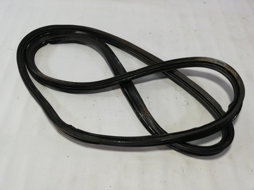 Hule Cajuela Dodge Dart 2.0 13-16 Original (Usado)
