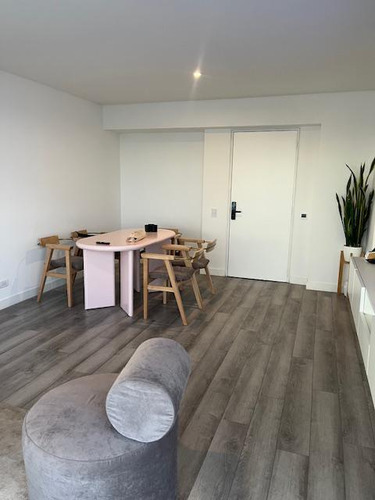 Alq. V. Lopez 3 Amb. C/coch. Piso Alto Vista Ciudad Y Rio, Full Amenities