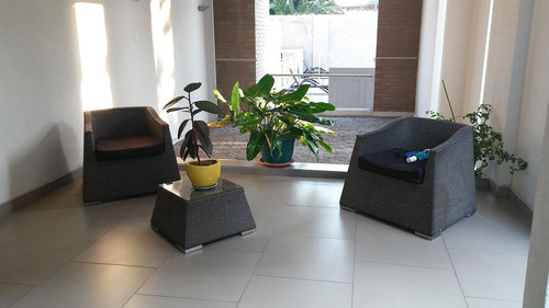Departamento En Arriendo De 3d/ 2b Plaza Ambrosio Del Rio