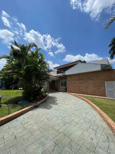 Casa En Venta En Valle Arriba