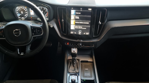 Volvo XC60 2.0 T5 R-design AWD