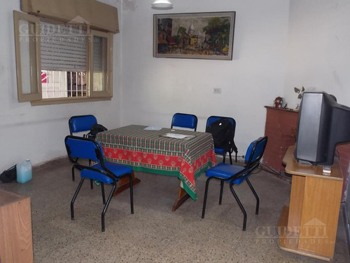 Venta Casa 6 Ambientes Con Jardín (2 Casas) San Isidro - Villa Adelina