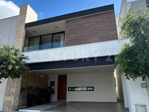 Casa En Venta En Península Residencial, García, Nuevo León