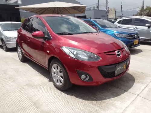 Mazda 2 Hb Mt - 2015